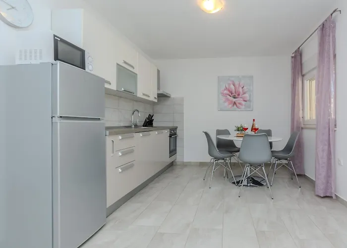 Family Friendly House With A Swimming Pool Privlaka, Zadar - 23516 Privlaka (Zadar)
