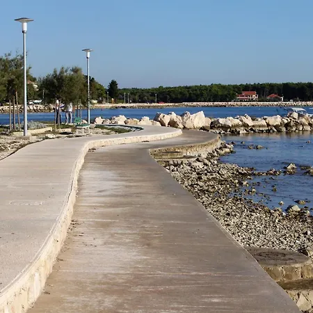 Family Friendly House With A Swimming Pool Privlaka, Zadar - 23516 Casa vacanze Privlaka (Zadar)
