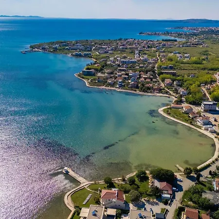 Family Friendly House With A Swimming Pool Privlaka, Zadar - 23516 * Privlaka (Zadar)