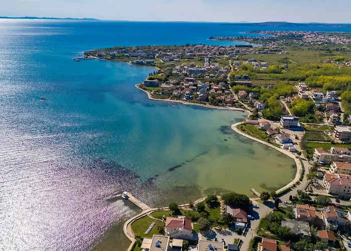 Family Friendly House With A Swimming Pool Privlaka, Zadar - 23516 * Privlaka (Zadar)